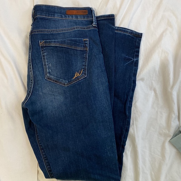 Express Ripped jeans 👖💙 - Picture 3 of 3